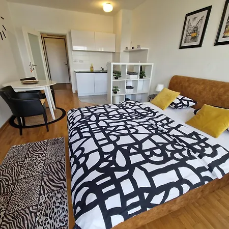 Fox Apartment Belgrade